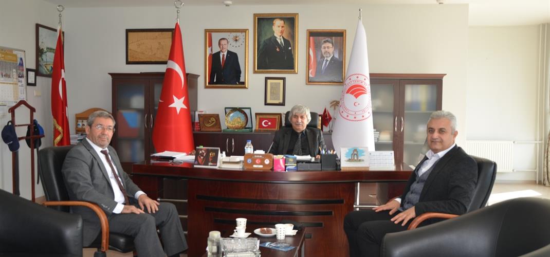 ​Yüreğir Belediye Başkan Yardımcısı Mehmet GİLDİR ve Çevre Şehircilik İl Müdür Yardımcısı İskender ÖZDEMİR müdürlüğümüzü ziyaret etti.