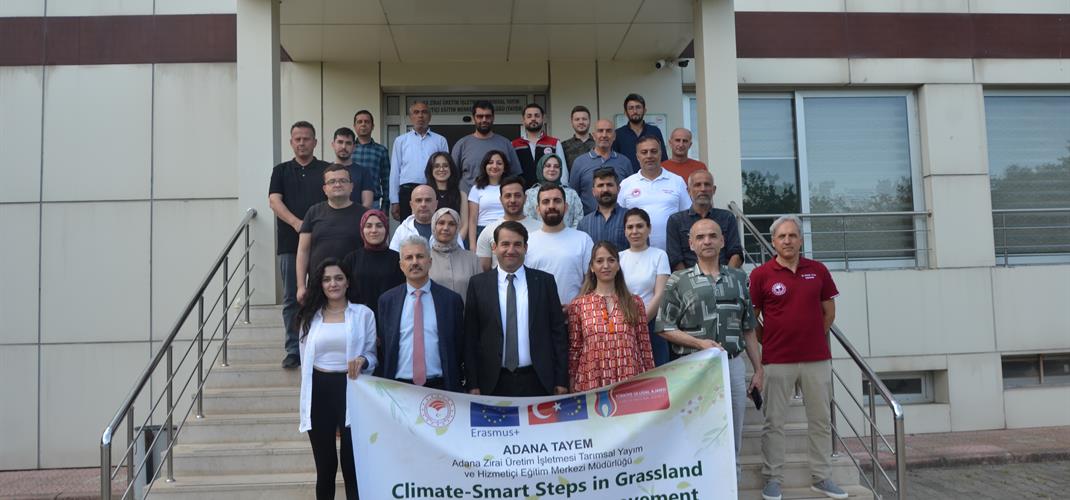 Eğitim Merkezi Müdürlüğümüz tarafından düzenlenen “Biçerdöver Kontrolörleri Yetiştirme Kursu”, 11-15 Mayıs 2026 tarihleri arasında gerçekleştirildi.