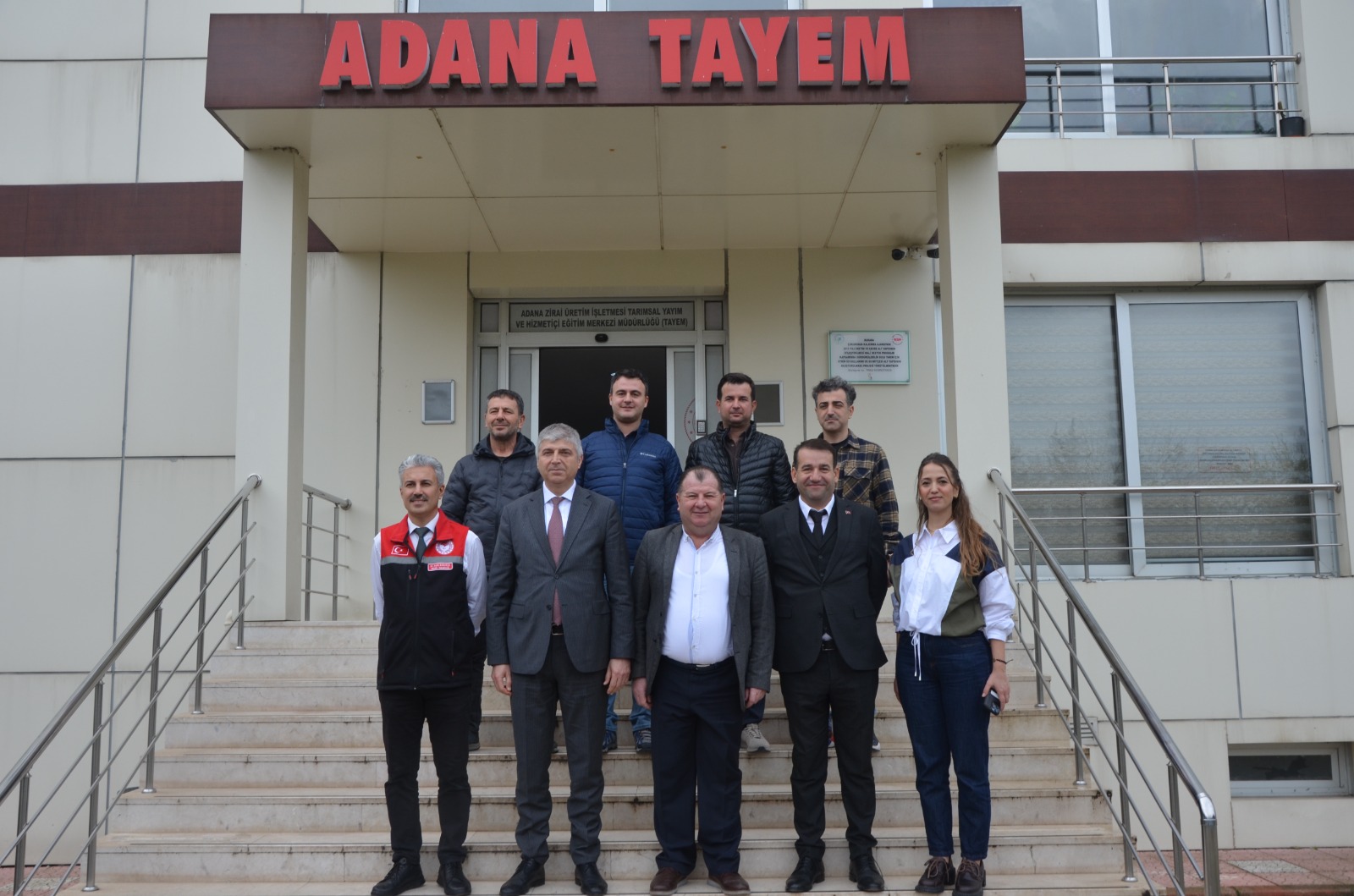 ​Adana İl Tarım ve Orman Müdürümüz Sayın Atilla Bayazıt ile Tekirdağ Namık Kemal Üniversitesi Ziraat Fakültesi Tarla Bitkileri Bölümü Öğretim Üyesi Prof. Dr. Fadul Önemli, kurumumuzu ziyaret etti.