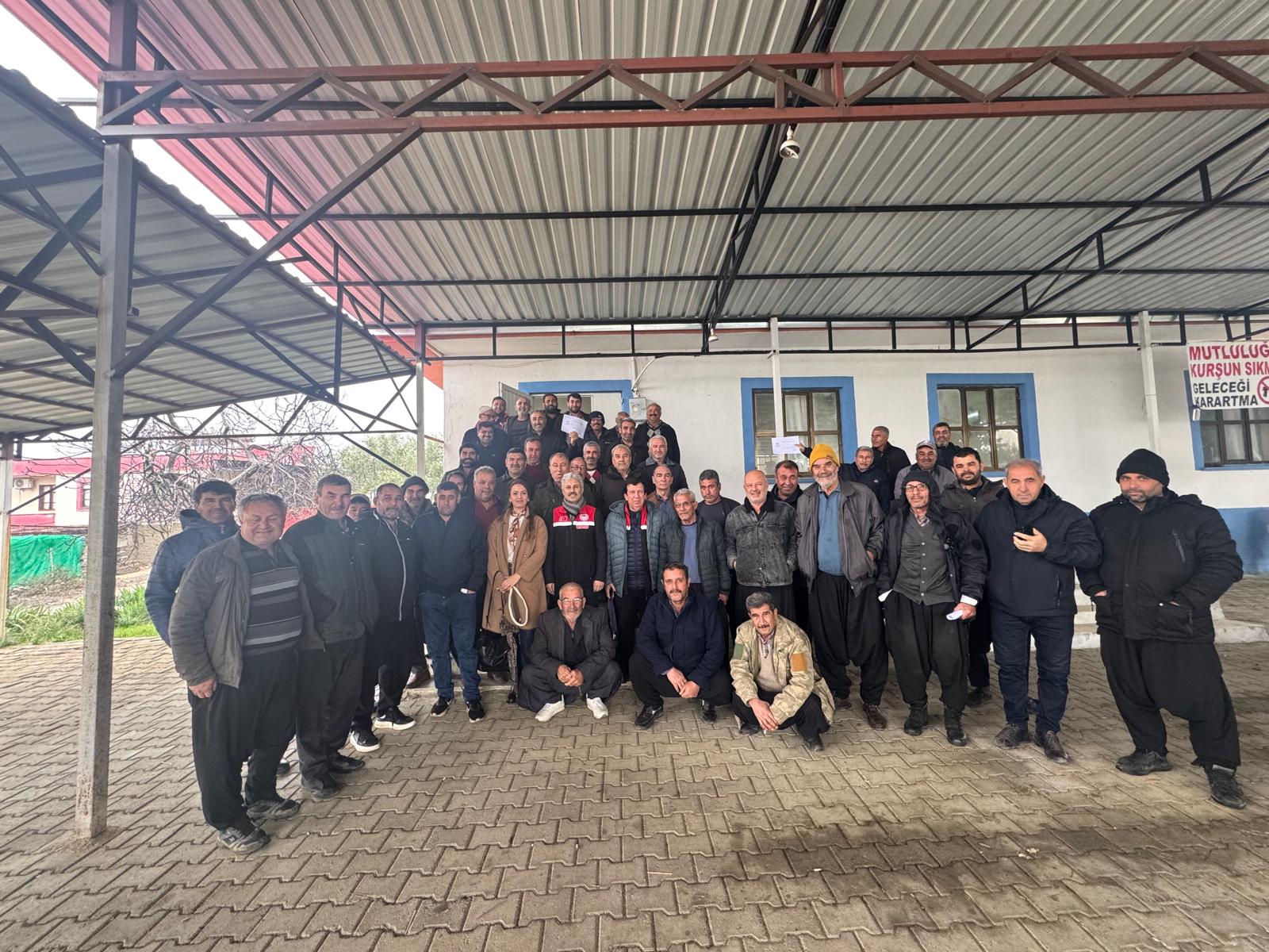 , Kozan Doğanalanı Mahallesi’nde düzenlenen “Doğru ve Güvenli Traktör Kullanımı” eğitimi sona erdi.