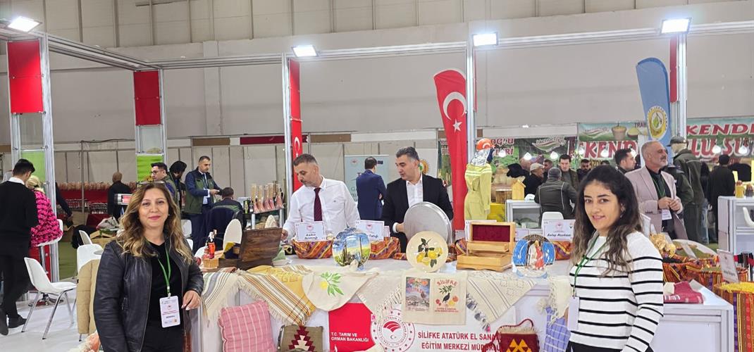 SİLİFKE ATATÜRK EL SANATLARI EĞİTİM MERKEZİ MÜDÜRLÜĞÜ GAZİANTEP TARIM FUARINDA