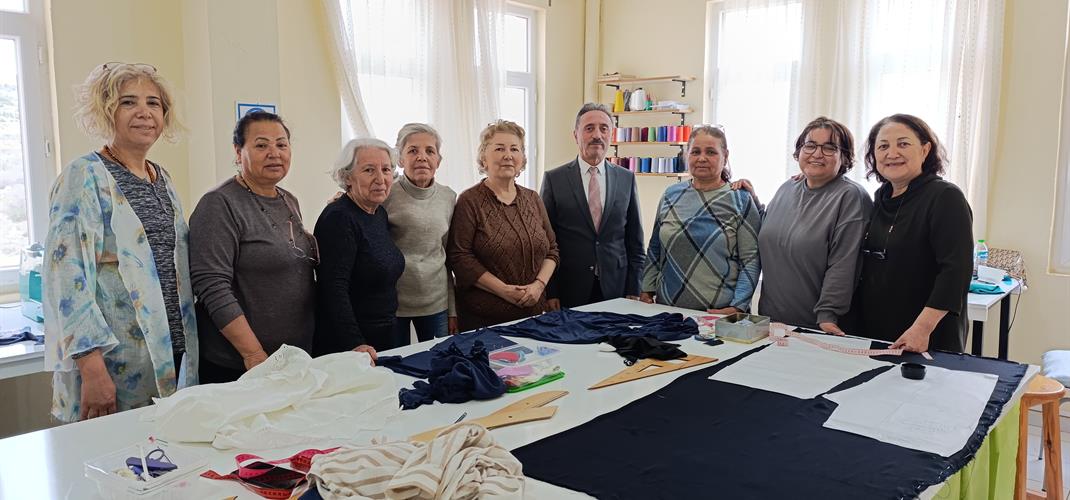 MÜDÜRLÜĞÜMÜZDE AÇILAN GİYSİ TADİLATÇISI KURSU BAŞLADI