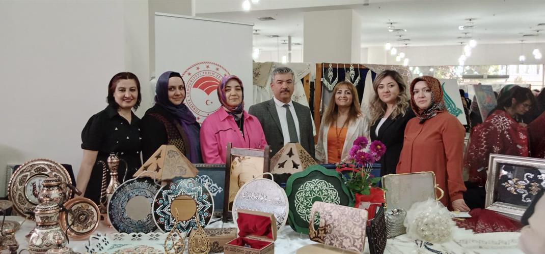 Fidan Yazıcıoğlu Kültür Merkezinde Sergi Açtık